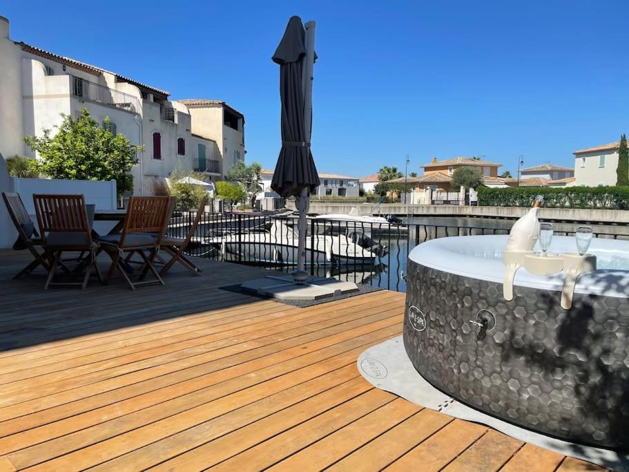 Marina 120M²/8 Pers/ Terrasse 100M²/ Appontement Villa Aigues-Mortes Exterior photo